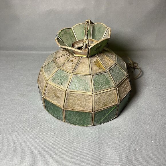 Vintage Tiffany Style 60's/ 70's Green & Gold Stain Glass Lamp Shade - Picture 6 of 8